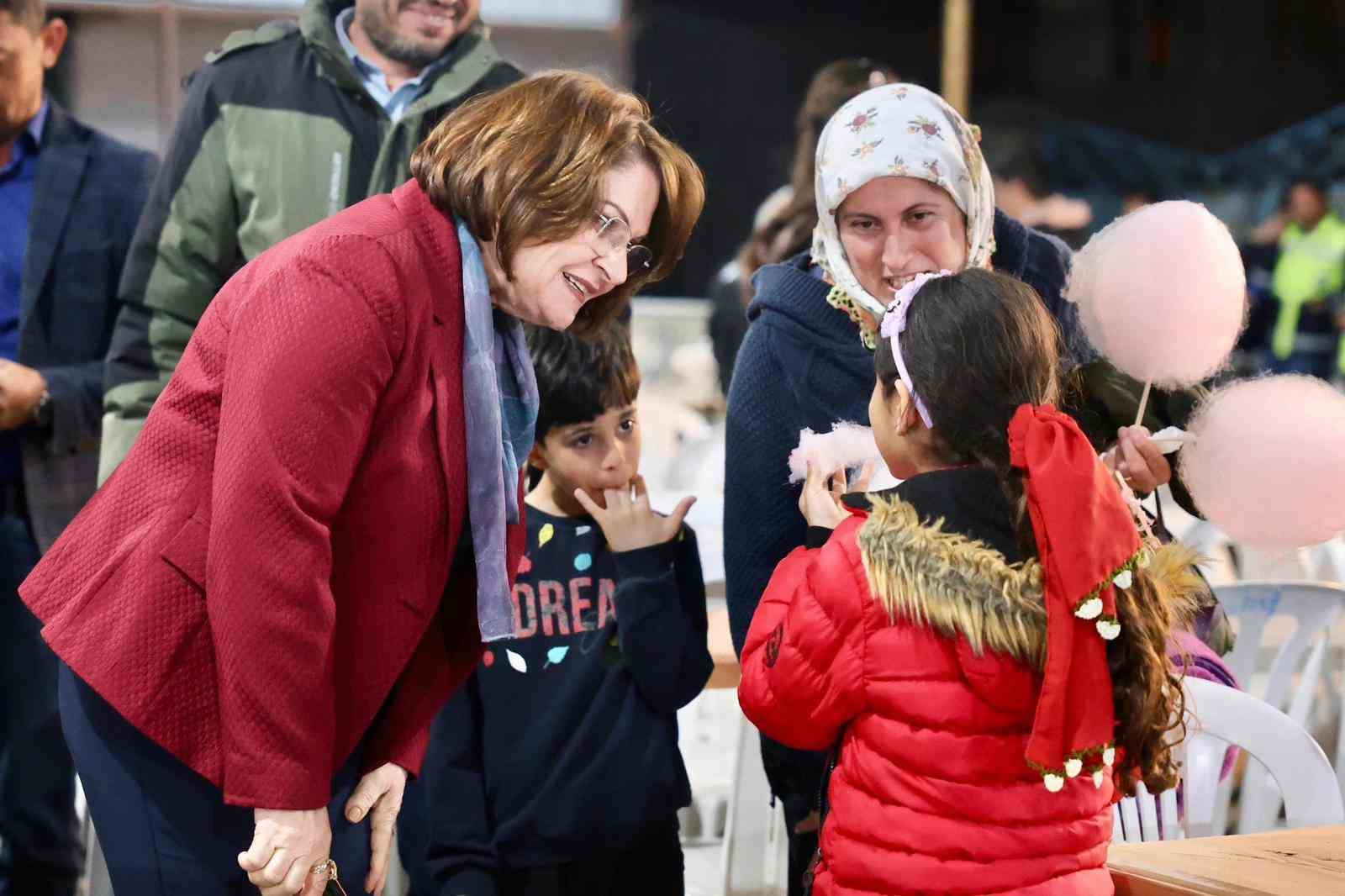 Didim Balat Mahallesi&rsquo;nde Ramazan bereketi paylaşıldı
