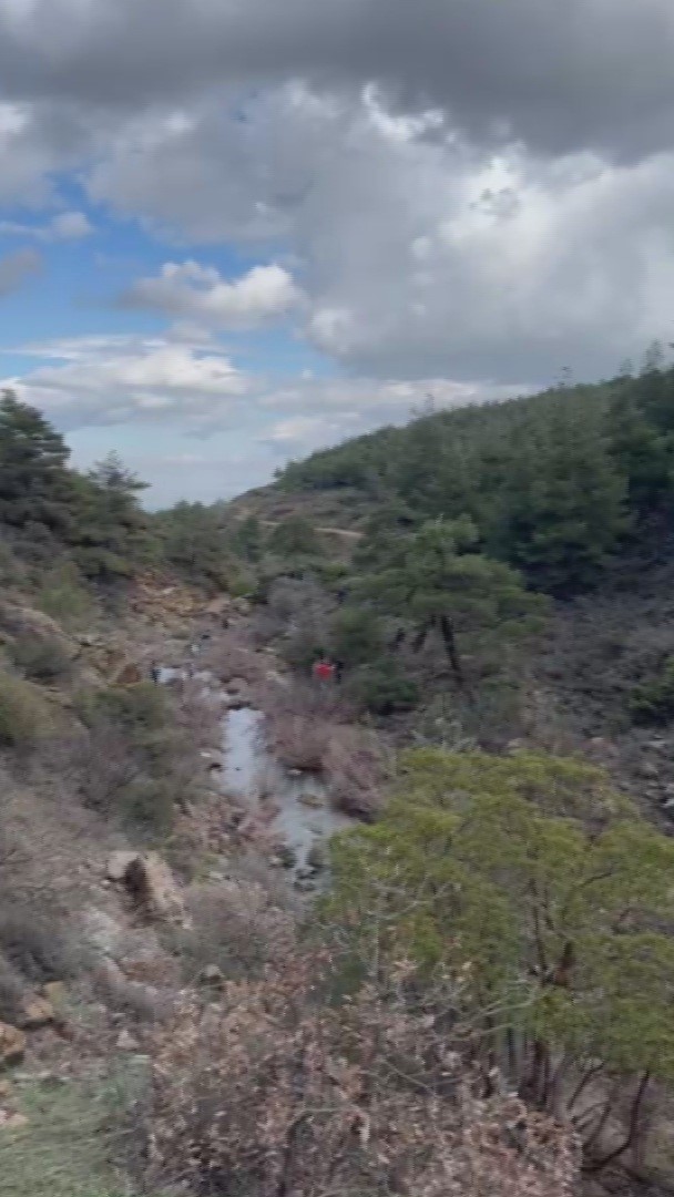 Evin penceresinden ka&ccedil;arak sırra kadem basan gen&ccedil;ten 19 g&uuml;nd&uuml;r haber alınamıyor
