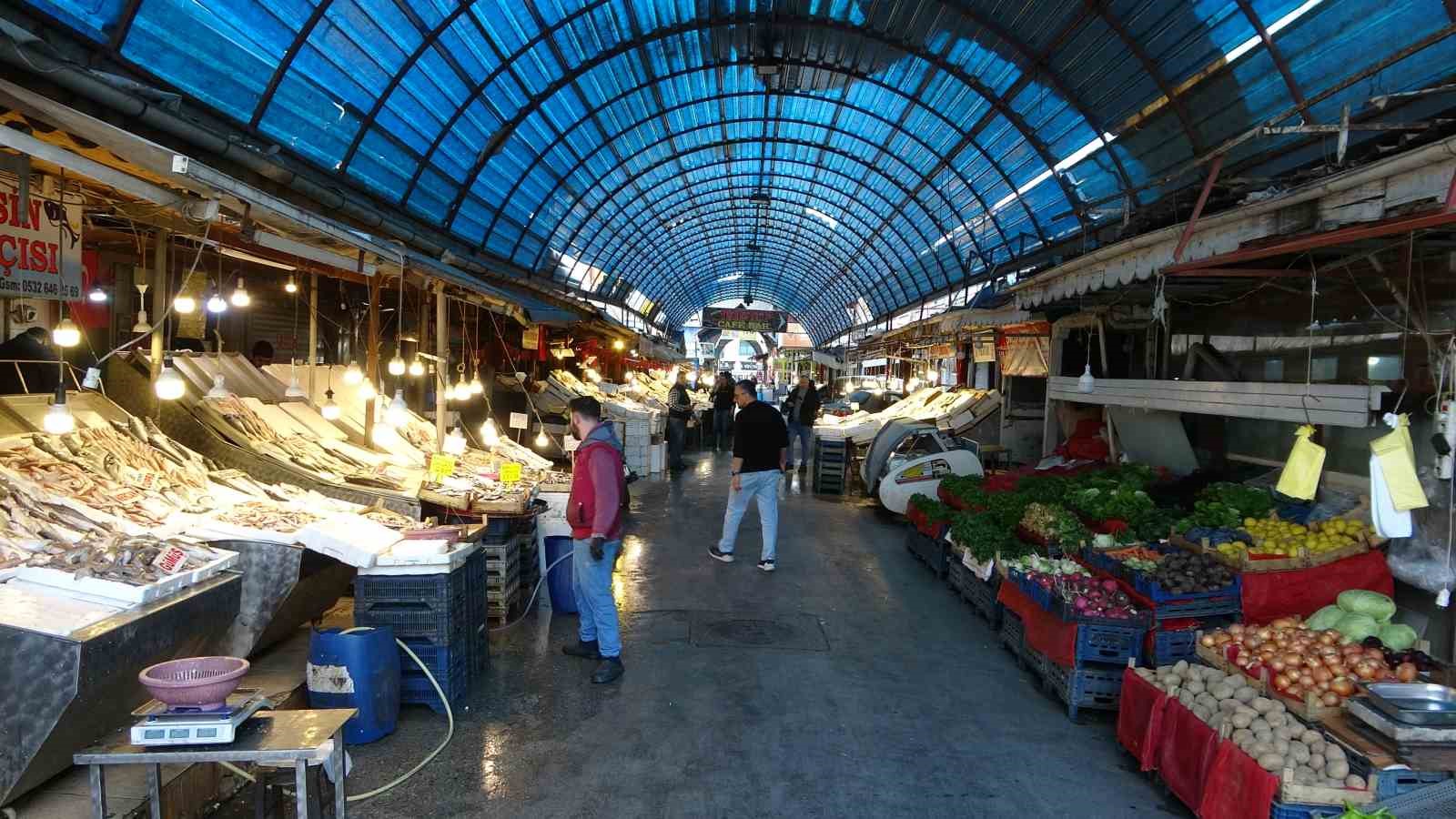 Mersin&rsquo;de Ramazan&rsquo;da balık fiyatları d&uuml;şt&uuml;, satışlar arttı
