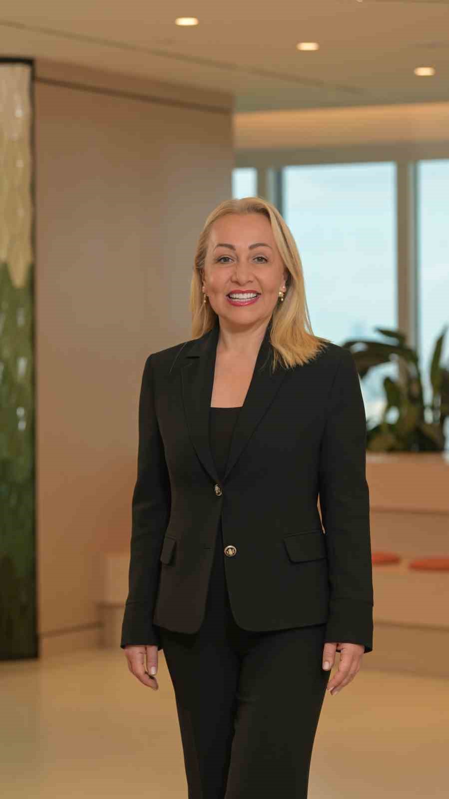 Akbank’tan kadınların iş hayatında karşılaştığı engelleri görünür kılan araştırma