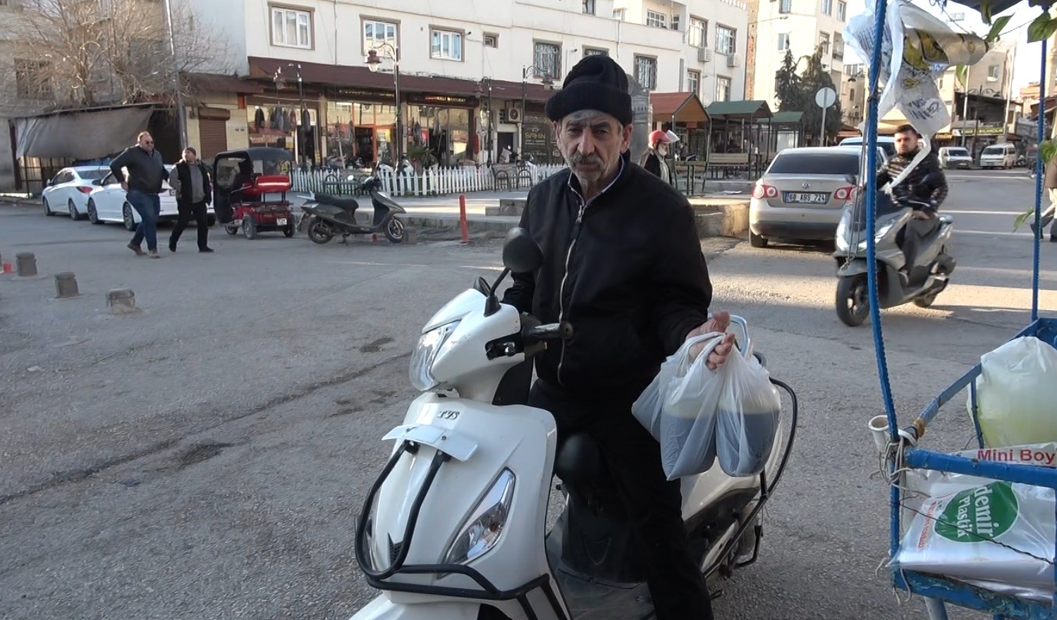 Kilis’te meyan şerbeti iftar sofralarının vazgeçilmezi
