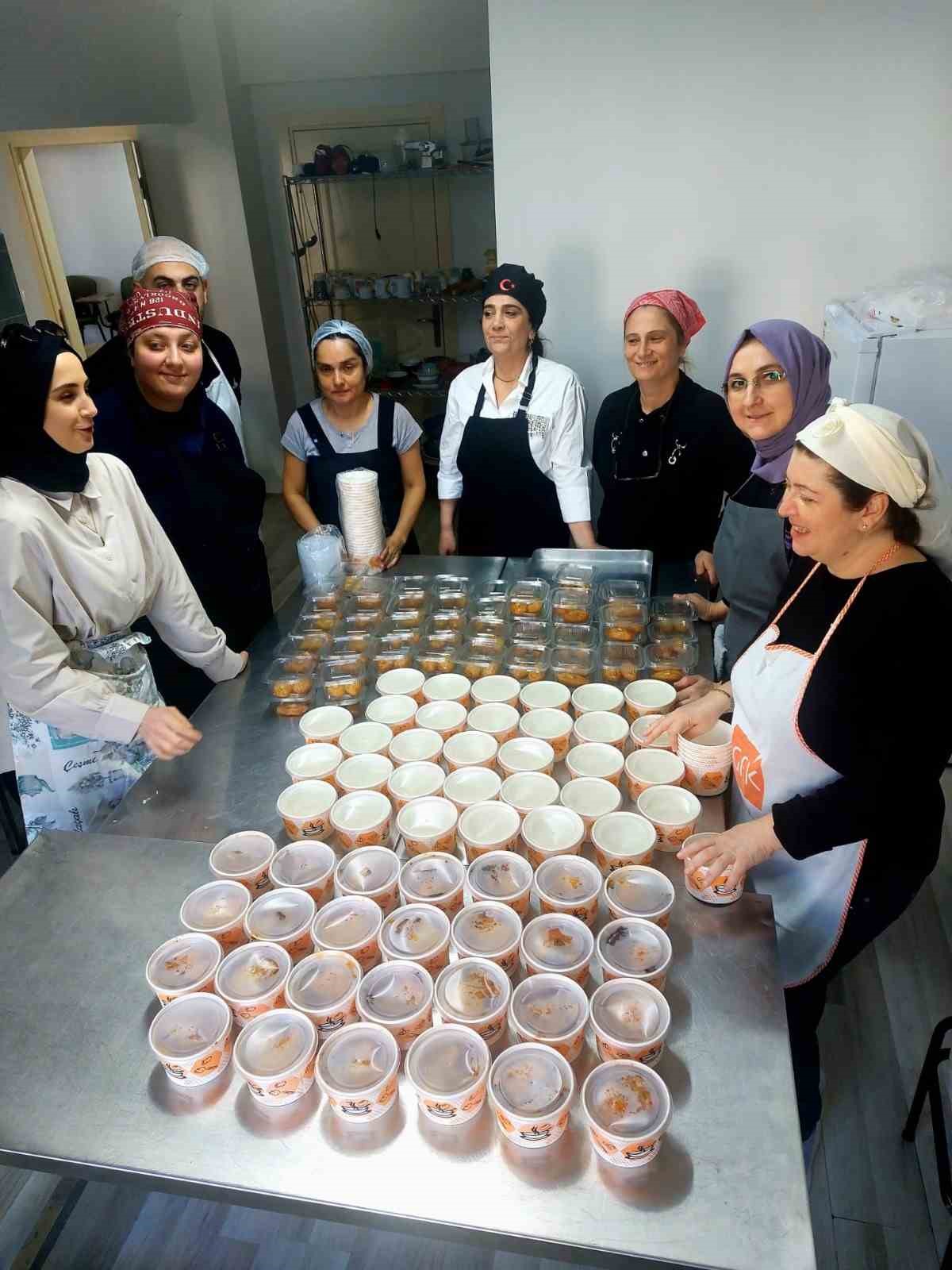 Bal&ccedil;ova&rsquo;da Ramazan dayanışması: "Maarifin kalbinde Ramazan"
