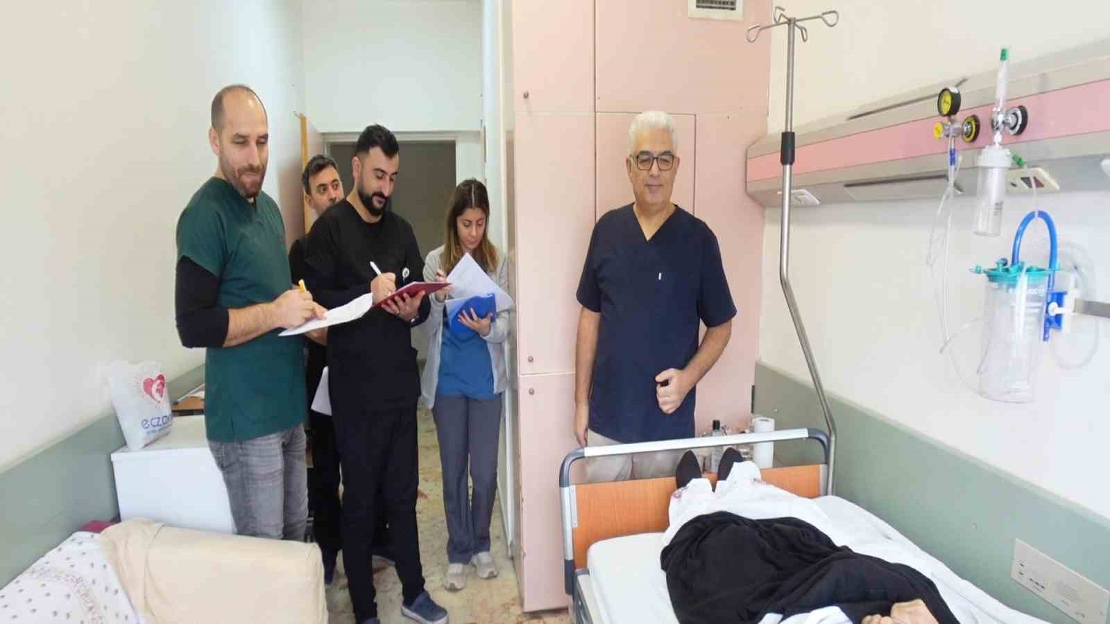 Prof. Dr. Yalnız: "Her 5 kişiden biri refl&uuml; hastası"
