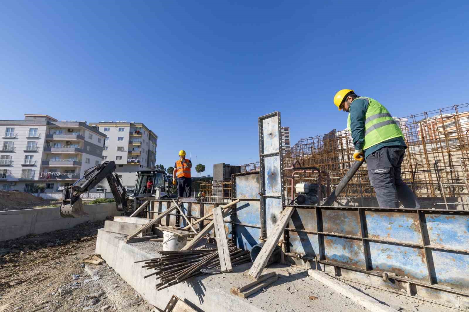 Başkan Se&ccedil;er: "Spor Park Tarsus Yerleşkesi&rsquo;ni Mayıs ayı sonuna kadar bitireceğiz"
