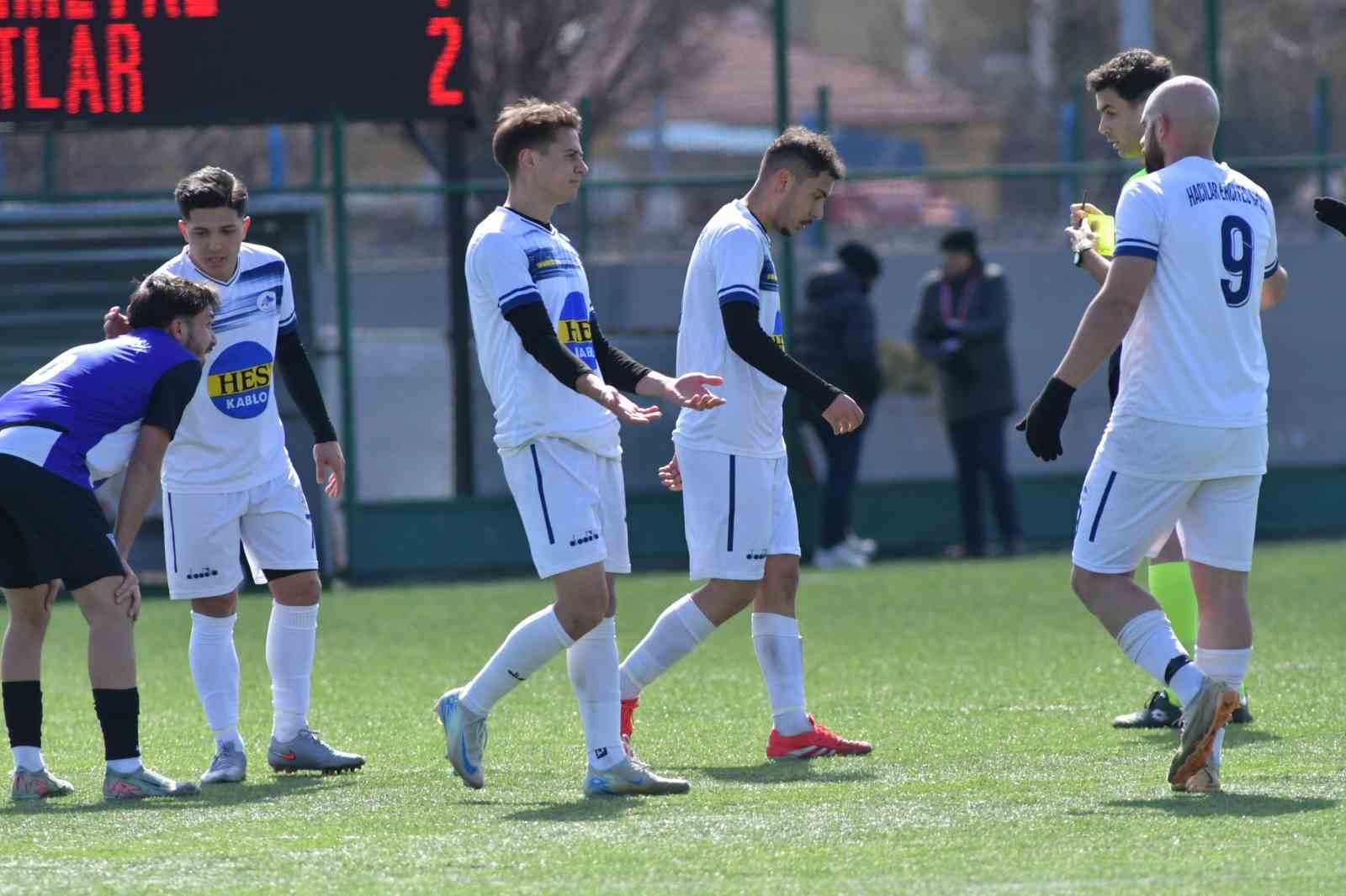 Hacılar Erciyesspor 3 puanı 3 golle aldı