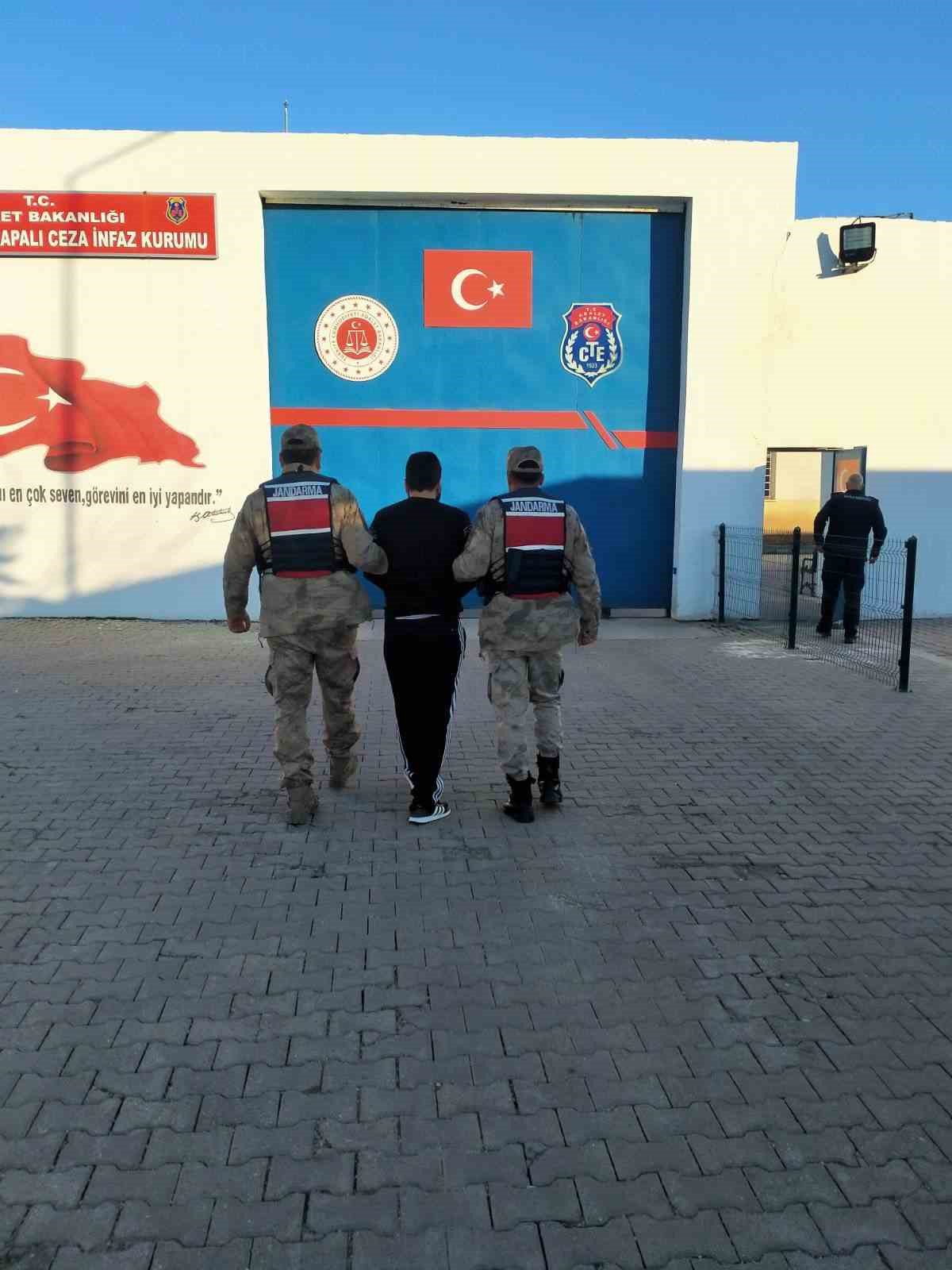 Batman&rsquo;da 27 yıl hapisle aranan şahıs yakalandı
