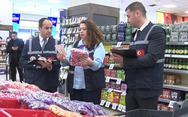 Ticaret Bakanlığı&rsquo;ndan Ramazan Bayramı &ouml;ncesi fiyat denetimi
