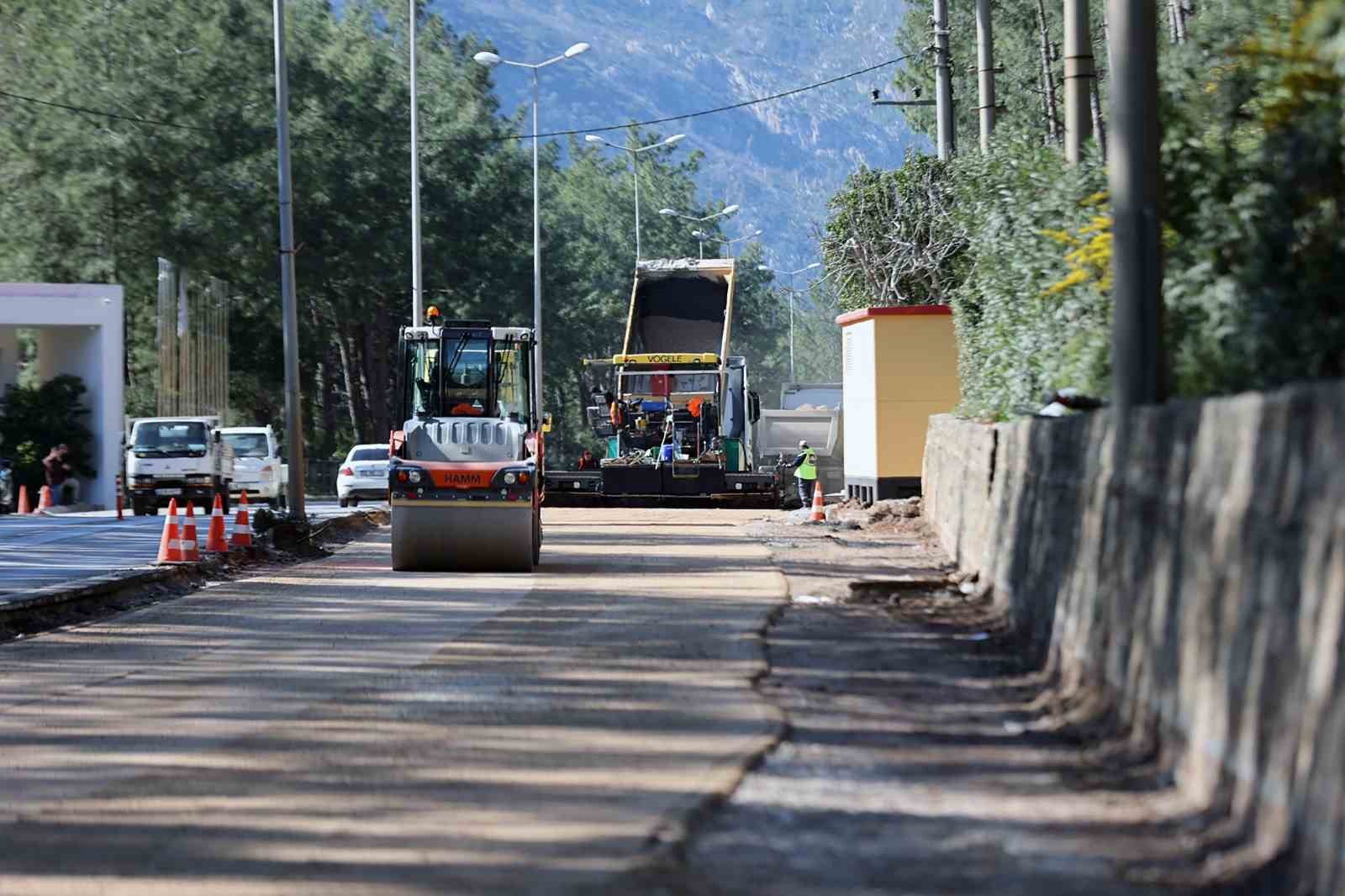 Marmaris İ&ccedil;meler&rsquo;de 77 Milyon TL&rsquo;lik yol &ccedil;alışmasına başladı
