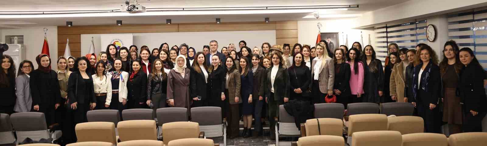 KSO&rsquo;da &rsquo;&Uuml;reten Kadın, G&uuml;&ccedil;lenen Gelecek S&ouml;yleşisi&rsquo;
