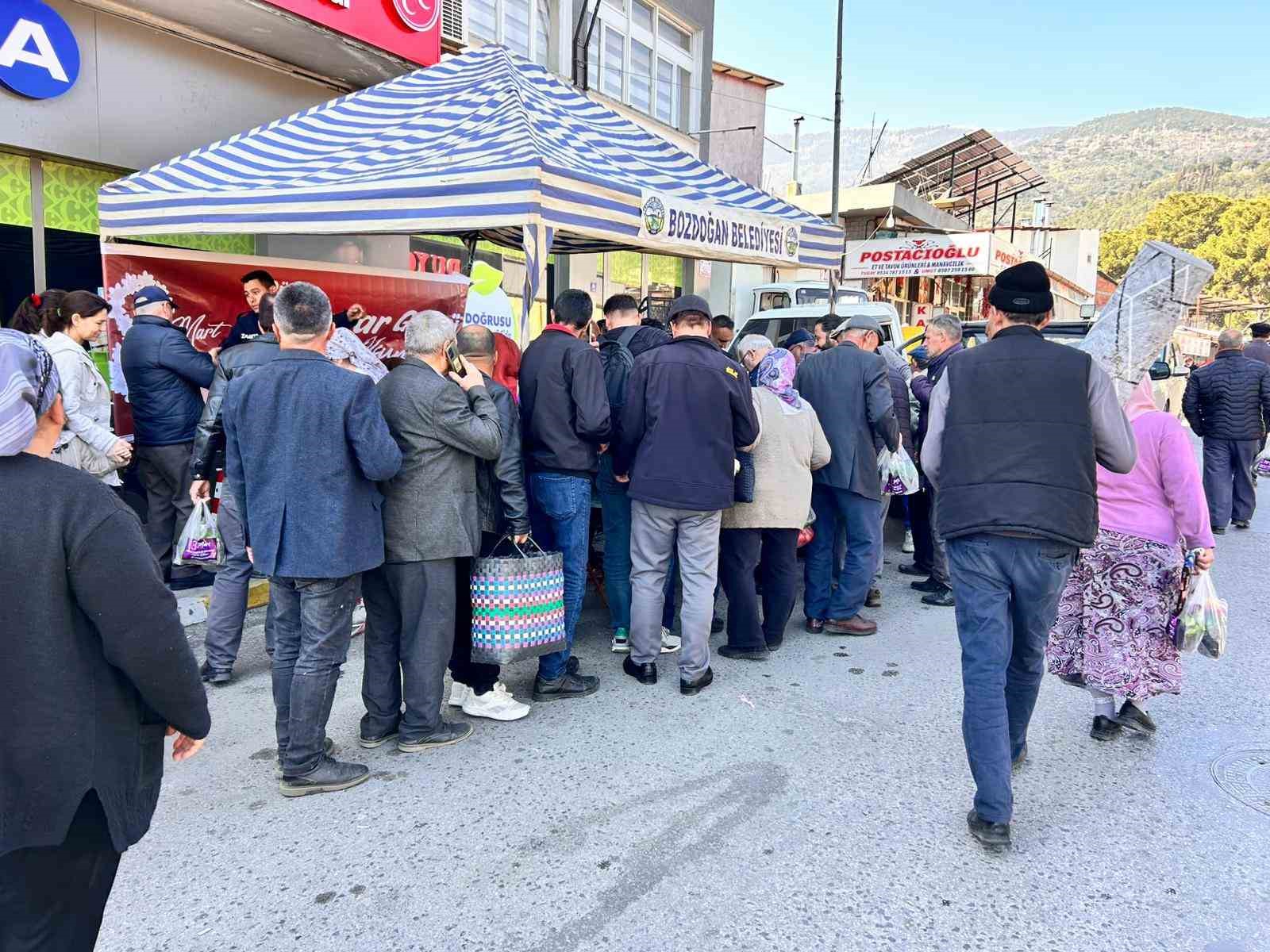 Bozdoğan Belediye Başkanı &Ouml;zel kadınları unutmadı
