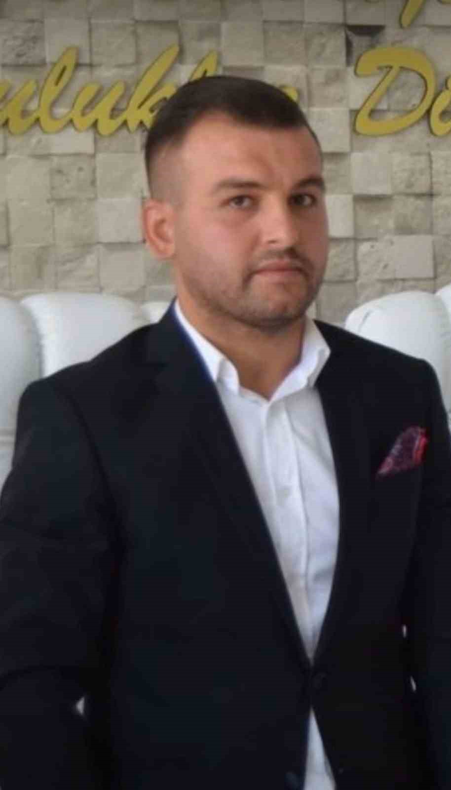 Gen&ccedil; polis memuruna memleketinde h&uuml;z&uuml;nl&uuml; veda
