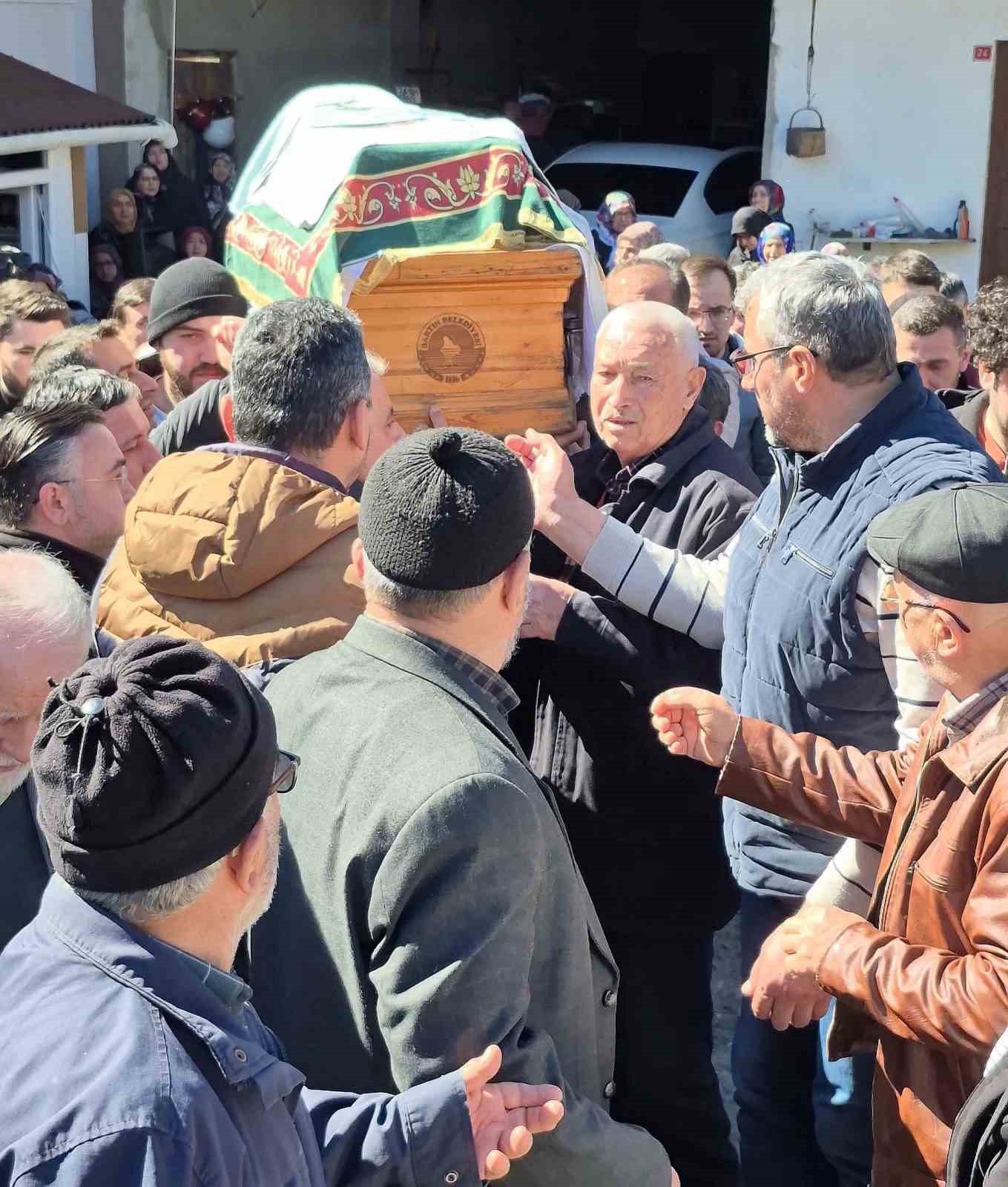 Bartın&rsquo;ın sevilen esnafı yaşam m&uuml;cadelesini kaybetti
