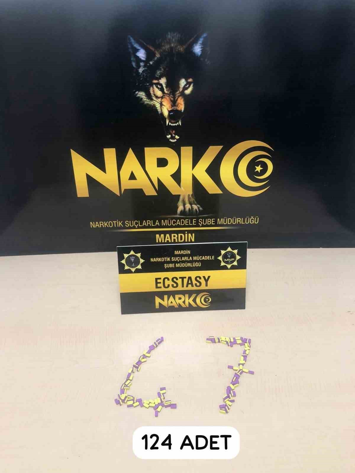 Mardin&rsquo;de uyuşturucu operasyonu: 2 ş&uuml;pheli yakalandı
