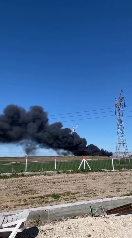L&uuml;leburgaz&rsquo;da geri d&ouml;n&uuml;ş&uuml;m tesisinde yangın
