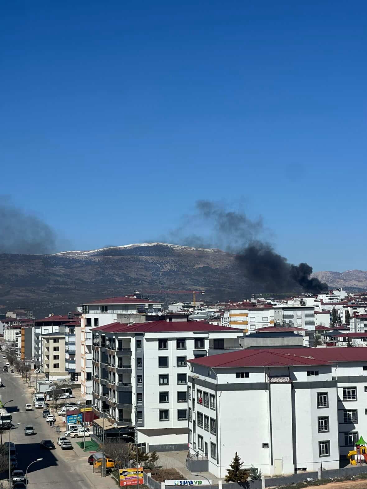 Kahramanmaraş&rsquo;ta manavda &ccedil;ıkan yangını itfaiye s&ouml;nd&uuml;rd&uuml;
