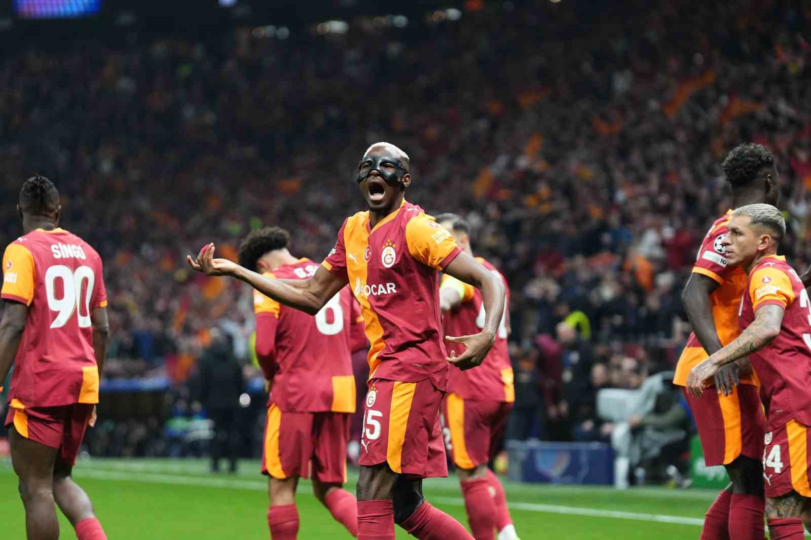 UEFA Şampiyonlar Ligi: Galatasaray: 1 - Liverpool: 0 (Ma&ccedil; devam ediyor)
