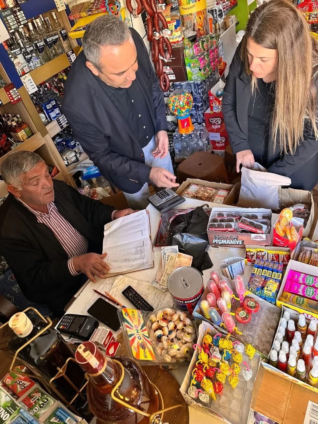 Bozyazı’da öğrenciler defteri geleneğini sürdürdü