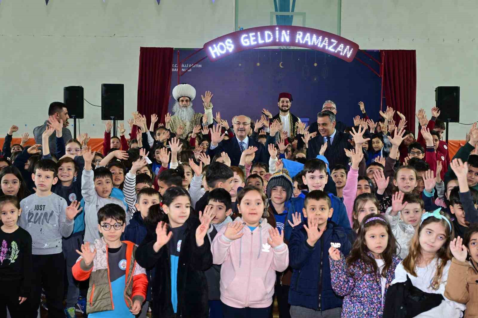 Denizli&rsquo;de 800 &ouml;ğrenci Ramazan coşkusunu yaşadı
