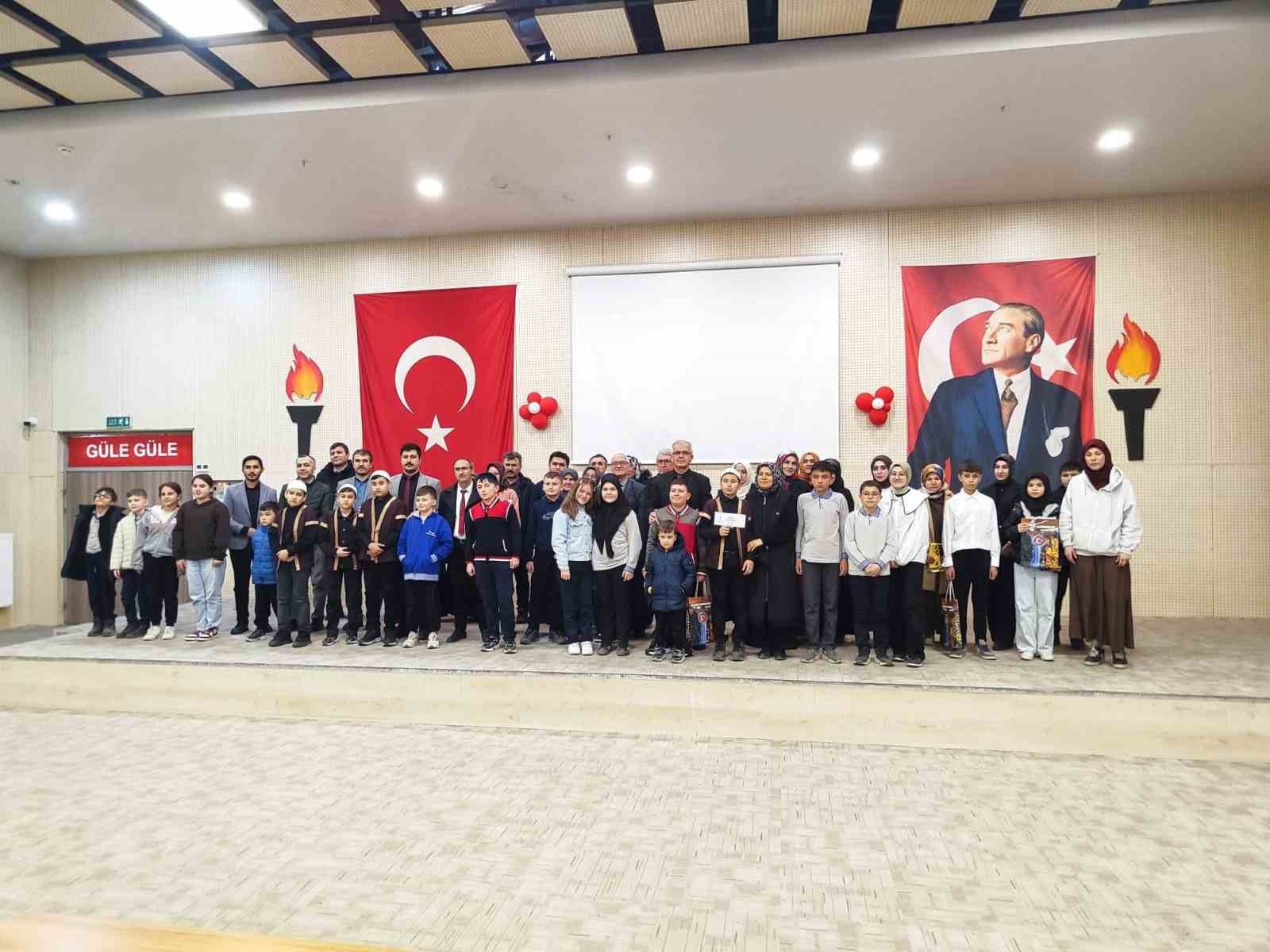 Domani&ccedil;&rsquo;te Kur&rsquo;an-ı Kerim&rsquo;i G&uuml;zel Okuma Yarışması d&uuml;zenlendi
