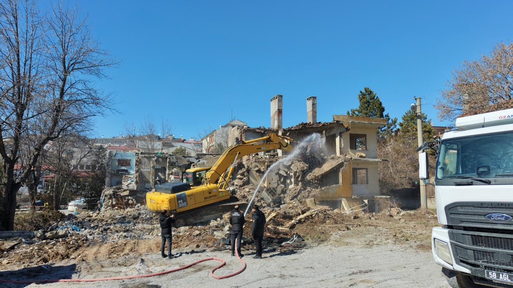 Sivas&rsquo;ta yeni otopark alanı kazandırılıyor
