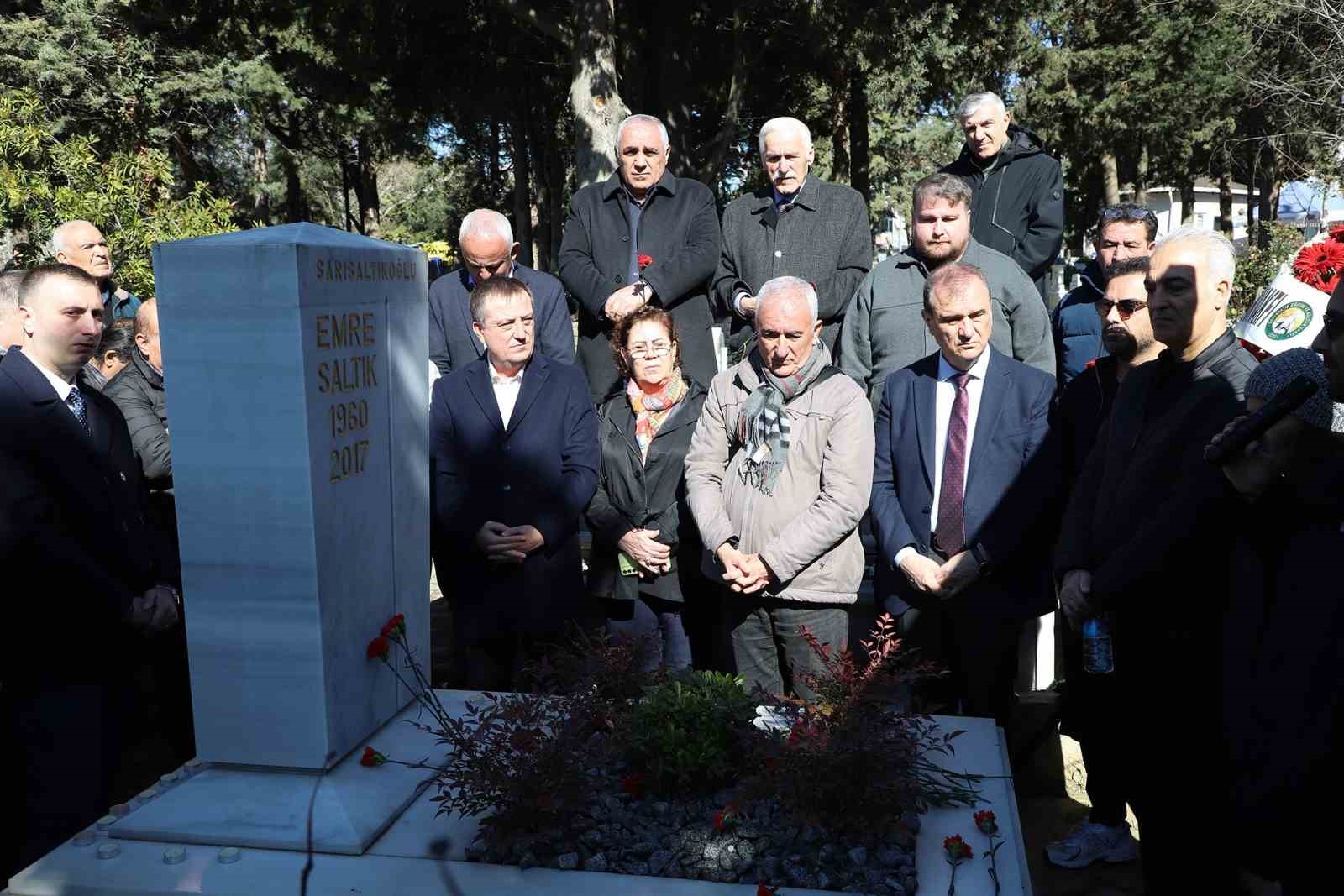 Emre Saltık, vefatının 9. yıl d&ouml;n&uuml;m&uuml;nde kabri başında anıldı
