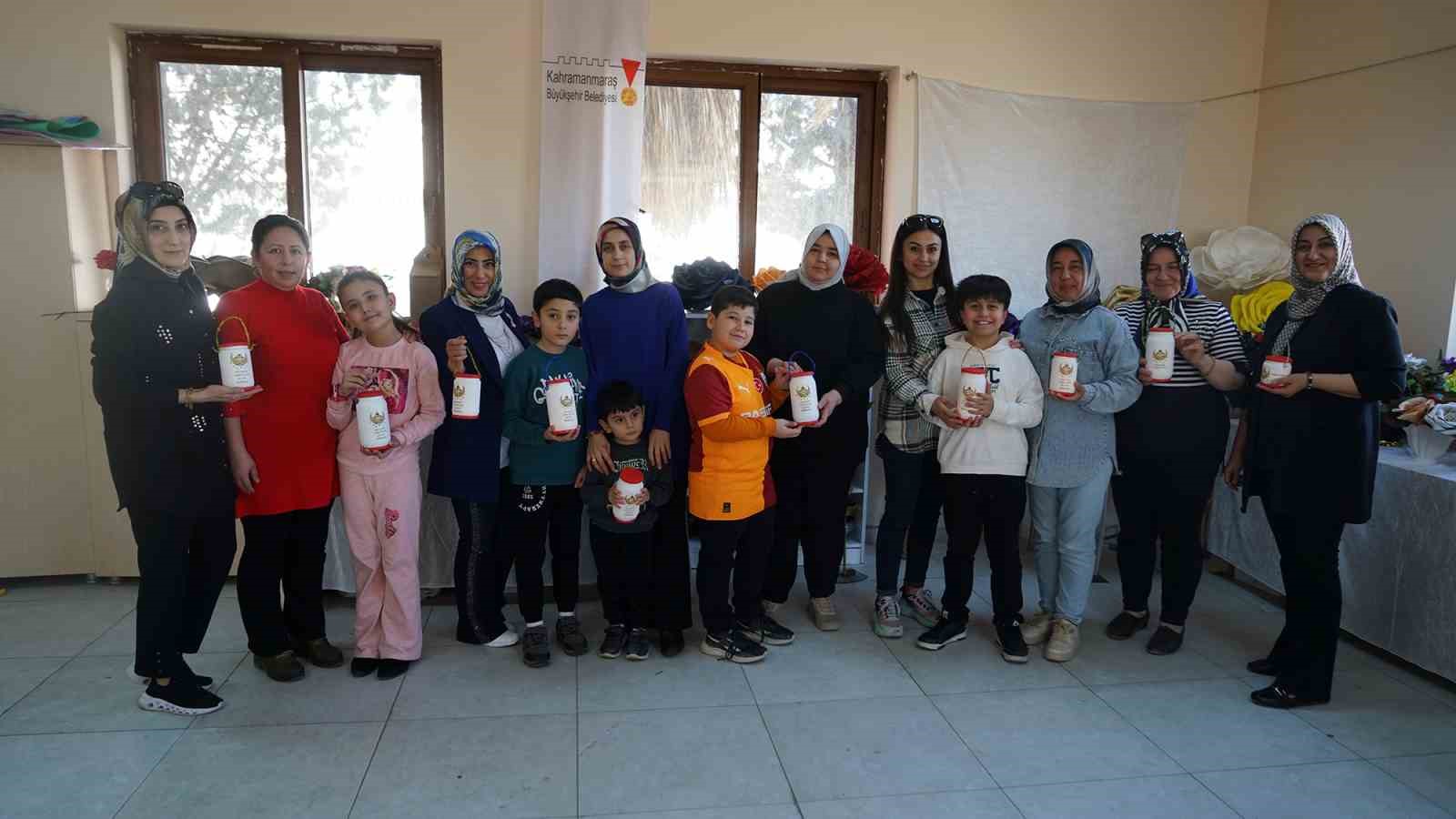Kahramanmaraş&rsquo;ta &ccedil;ocuklaR Ramazan kandili tasarladı
