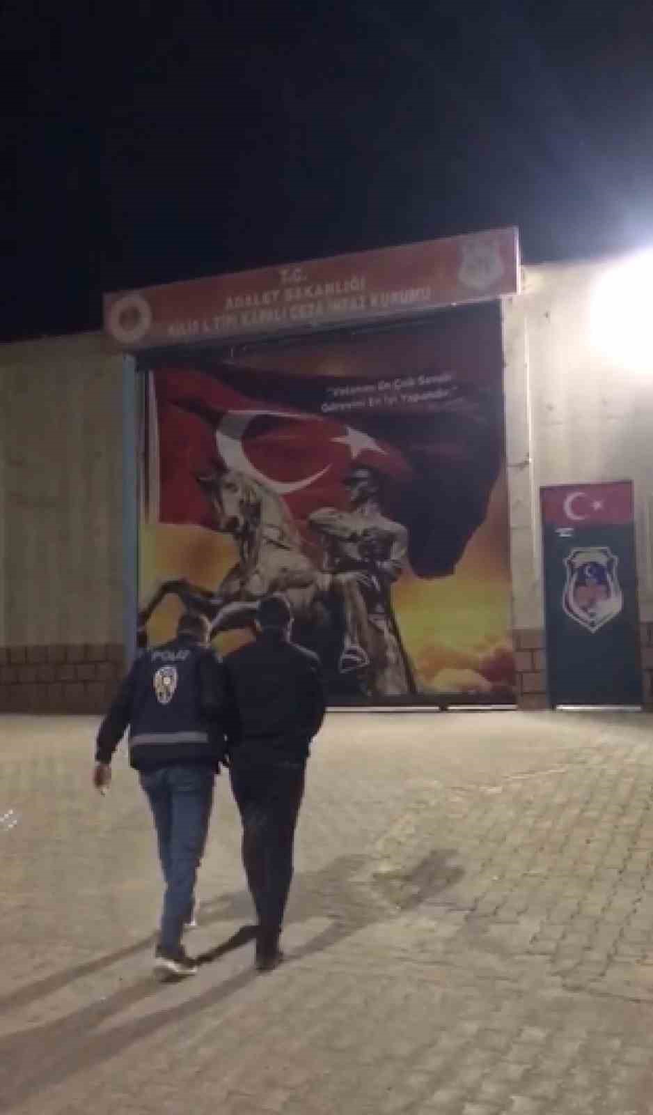 Hatay&rsquo;da aranması olan 4 kişi tutuklandı
