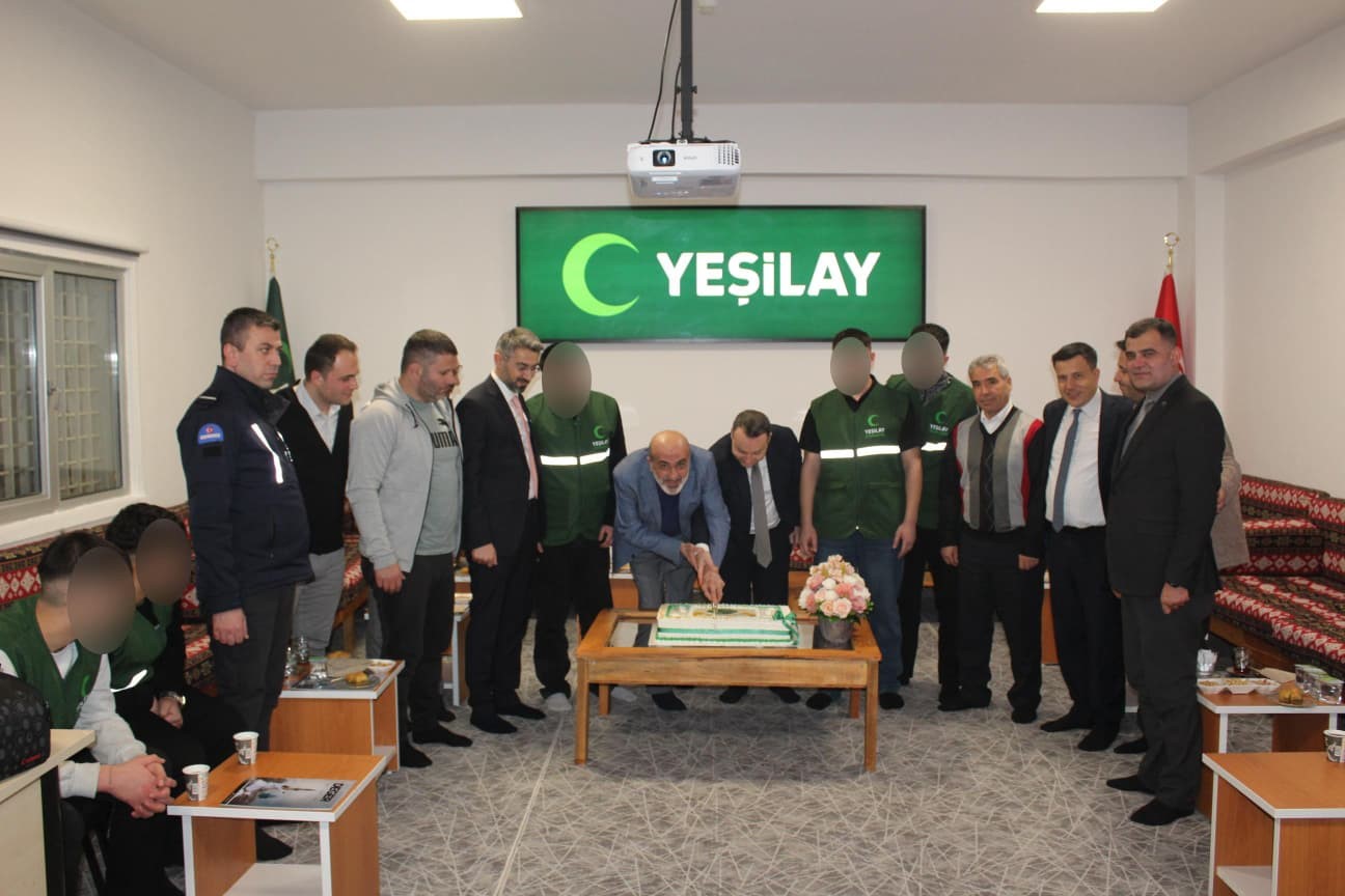 Yeşilay&rsquo;dan B&uuml;nyan Kapalı &Ccedil;ocuk Ceza İnfaz Kurumu&rsquo;na ziyaret
