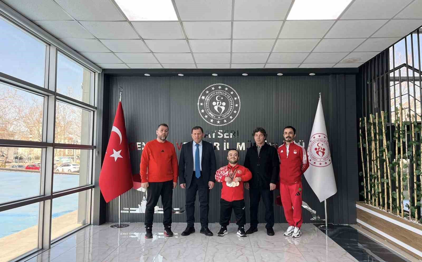 Avrupa ikincisi sporcuya g&ouml;rkemli karşılama
