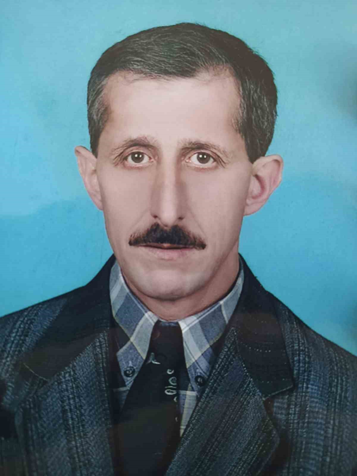 Futbolcu Mesut &Ouml;zdemir&rsquo;in babası Kocaeli&rsquo;de son yolculuğuna uğurlandı
