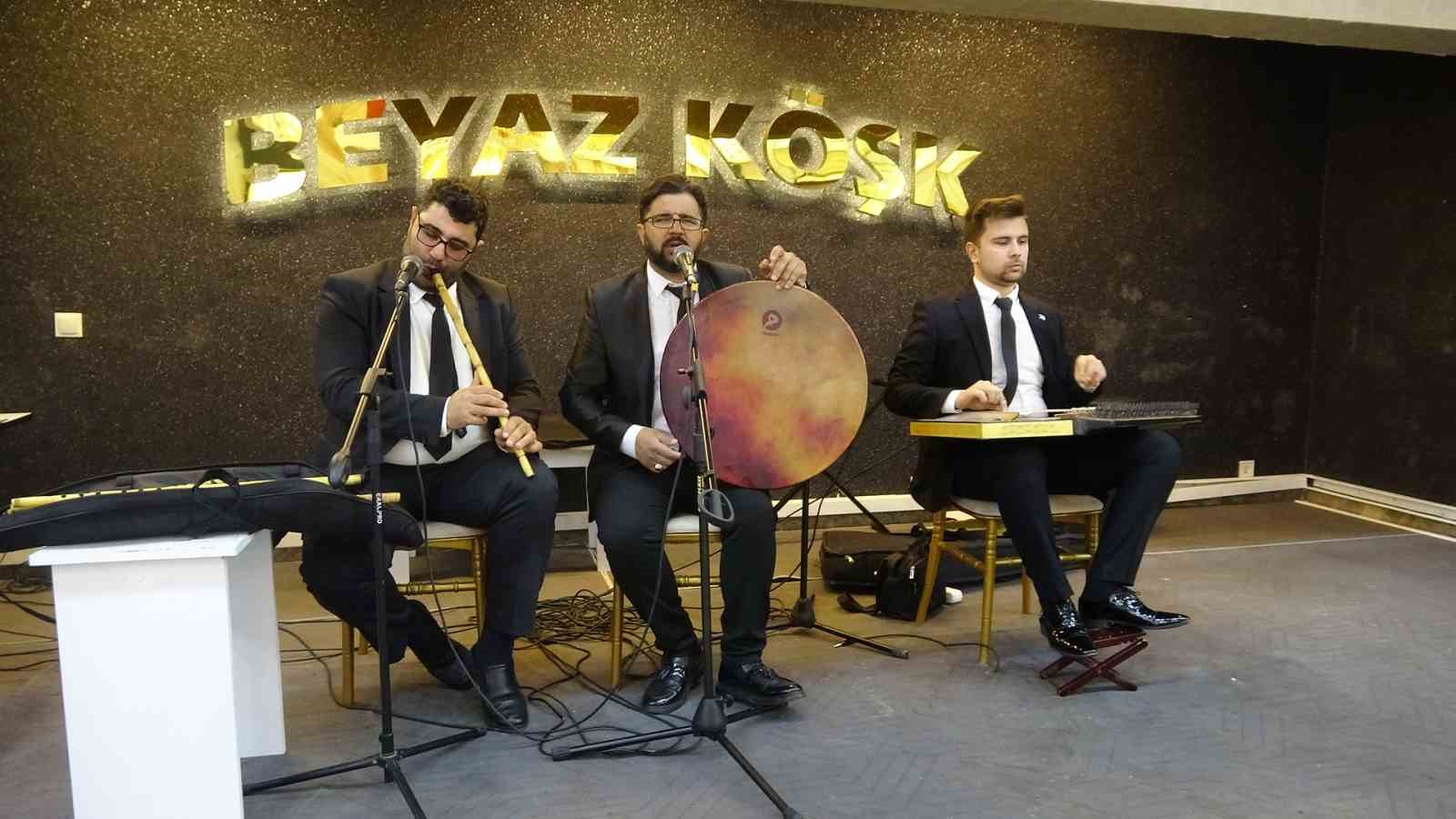 Kilis Valisi Kalaylı, muhtarlarla iftar programında buluştu
