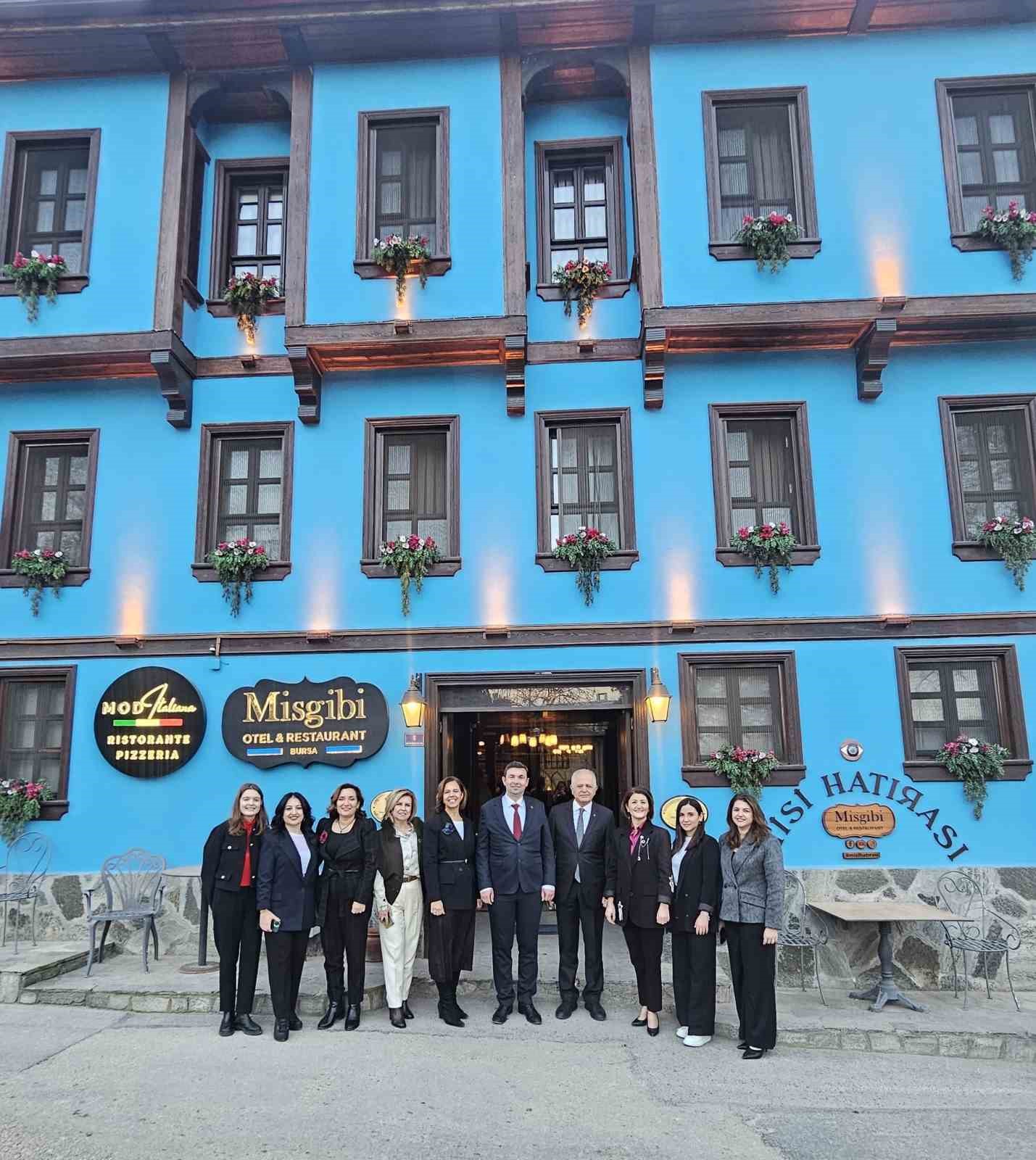 Kadının g&uuml;&ccedil;lenmesi Bursa platformu 10 yaşında
