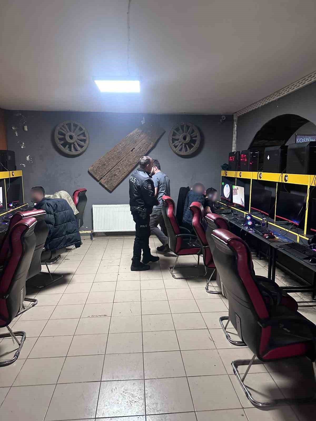 Kars&rsquo;ta "Yasa Dışı Bahis" uygulaması: 61 işyeri denetlendi
