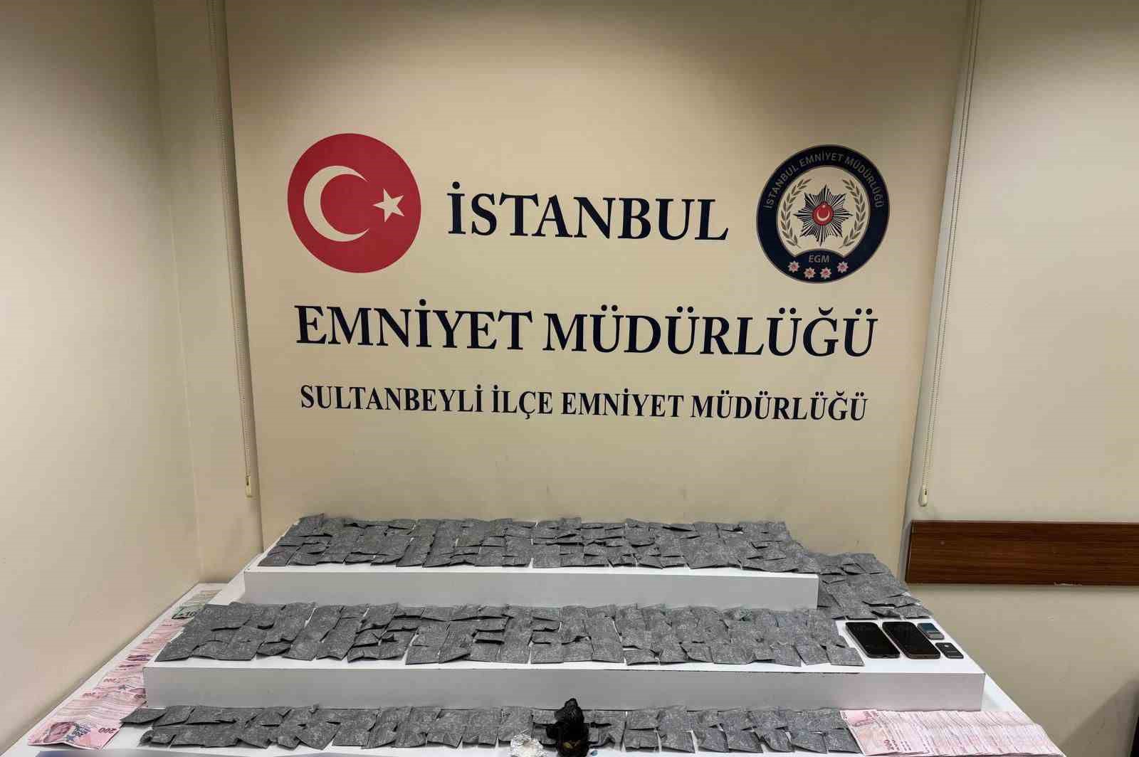 Sultanbeyli’de dron destekli uyuşturucu operasyonu: 3 kişi tutuklandı