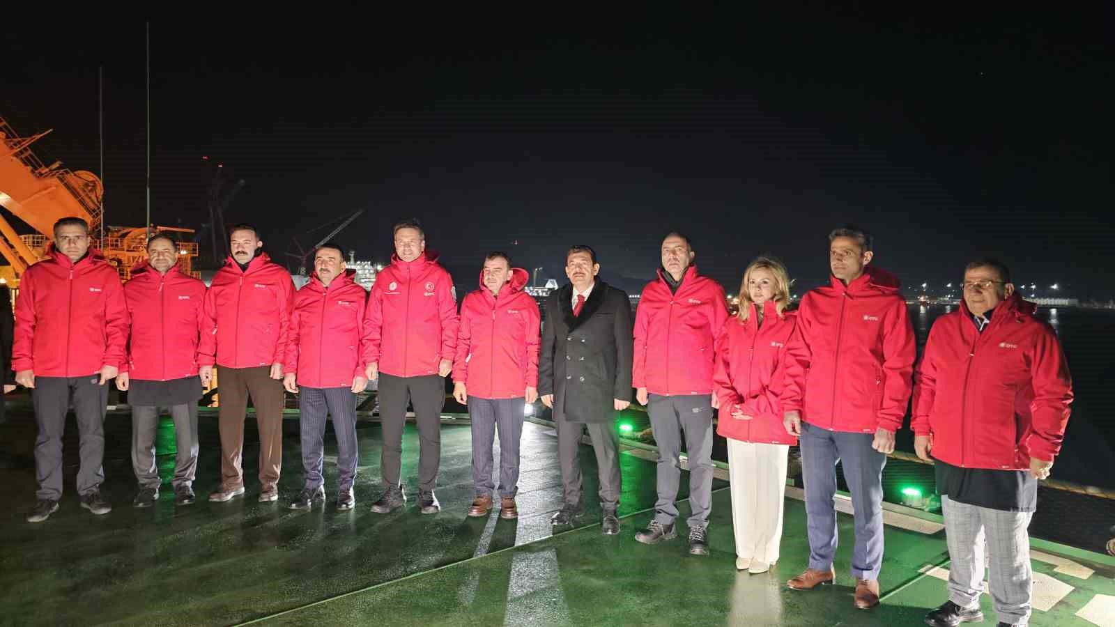 Bakan Bayraktar&rsquo;dan Filyos&rsquo;ta sondaj m&uuml;jdesi: Karadeniz&rsquo;de iki yeni keşif kuyusu a&ccedil;ılıyor
