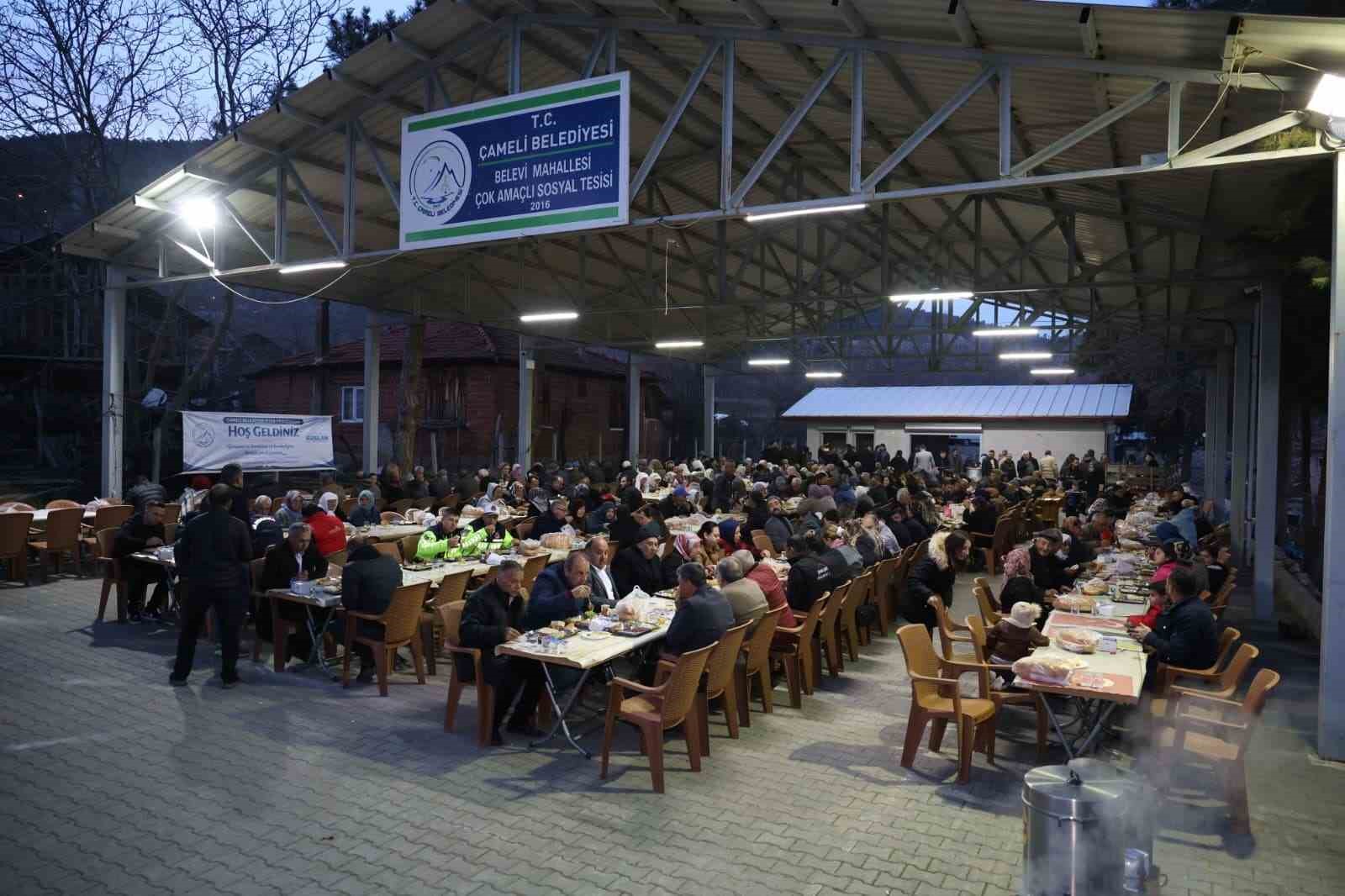 &Ccedil;ameli&rsquo;de Ramazan bereketi paylaşılmaya devam ediyor
