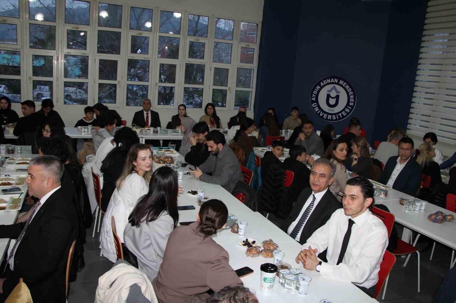 AD&Uuml; ailesi iftarda buluştu
