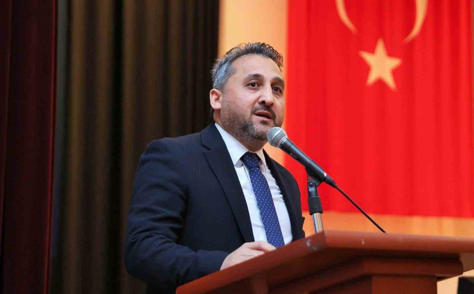 İZAZDER’den Türkiye-Azerbaycan kardeşliğine yönelik provokasyonlara tepki