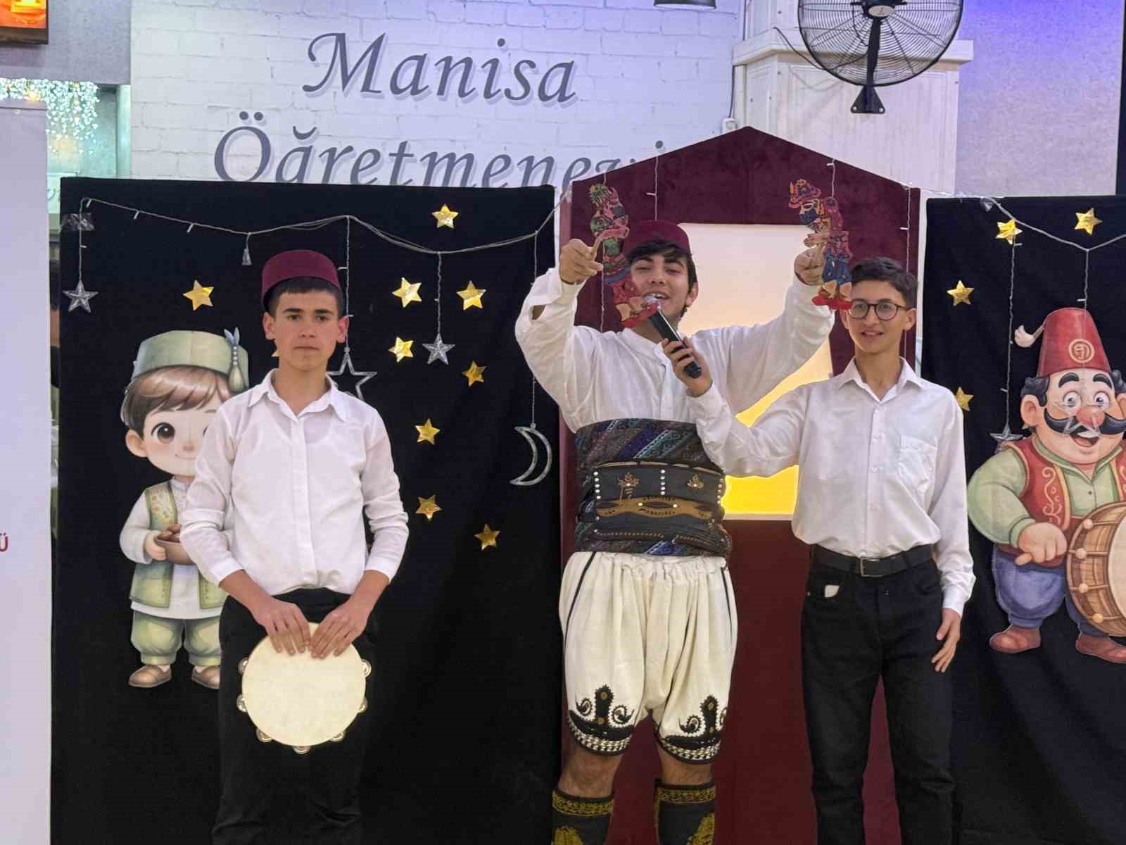 Manisa İl Milli Eğitim&rsquo;den devlet korumasındaki &ccedil;ocuklara iftar
