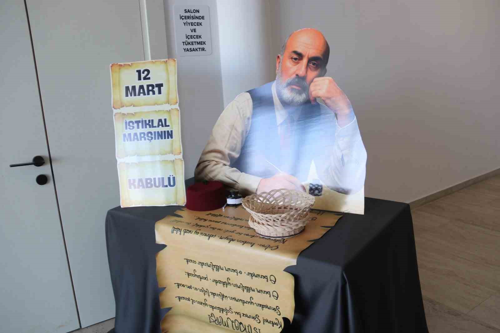 Fethiye&rsquo;de İstiklal Marşı&rsquo;nın kabul&uuml; kutlandı
