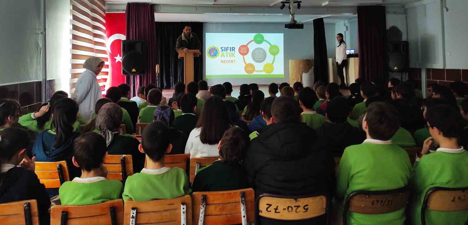 Bayburt&rsquo;ta sıfır atık eğitimleri devam ediyor
