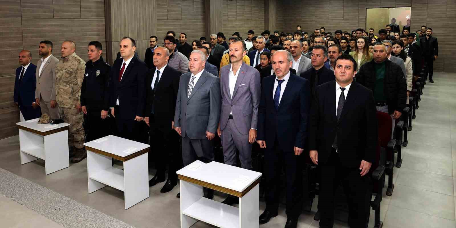 Araban&rsquo;da İstiklal Marşı&rsquo;nın Kabul&uuml;n&uuml;n 105. yıl d&ouml;n&uuml;m&uuml; kutlandı
