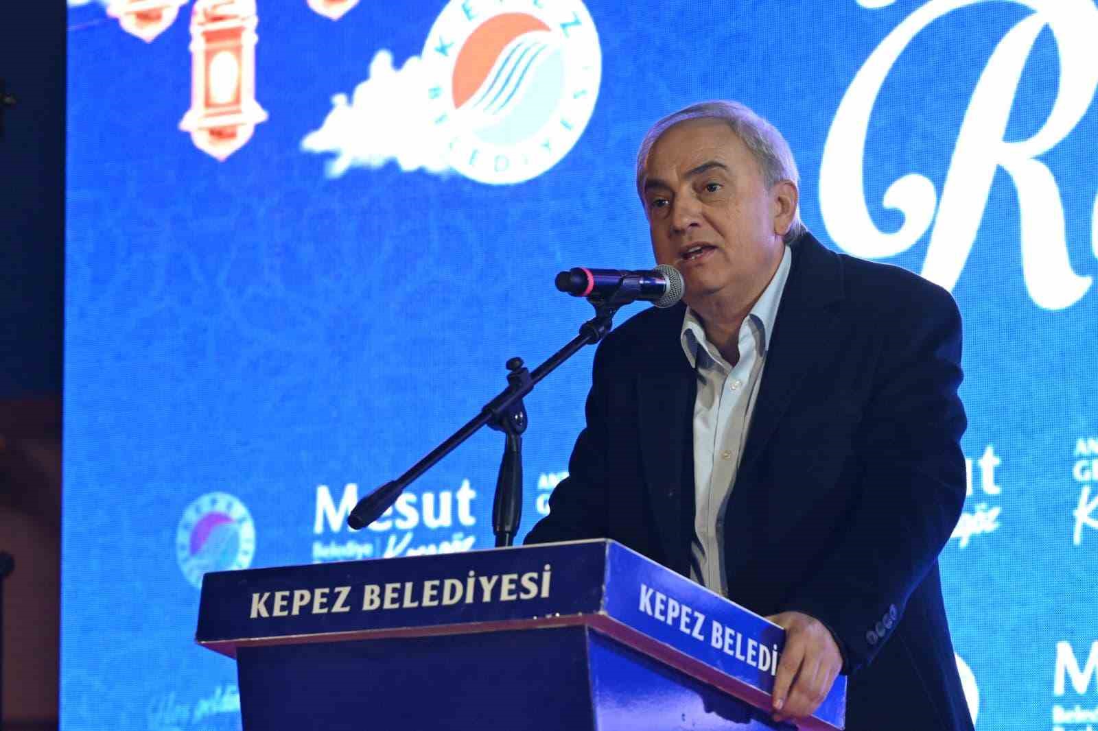 Kocag&ouml;z: "Kepez Antalya&rsquo;nın vitrini olma yolunda"

