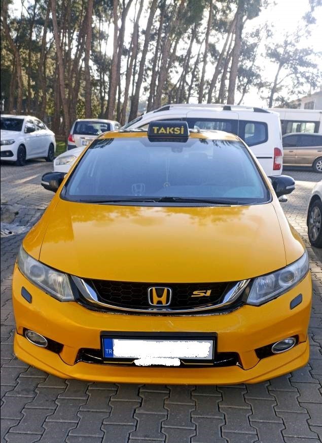 &Ccedil;anakkale&rsquo;de 23 d&uuml;zensiz g&ouml;&ccedil;men yakalandı, 3 organizat&ouml;r tutuklandı
