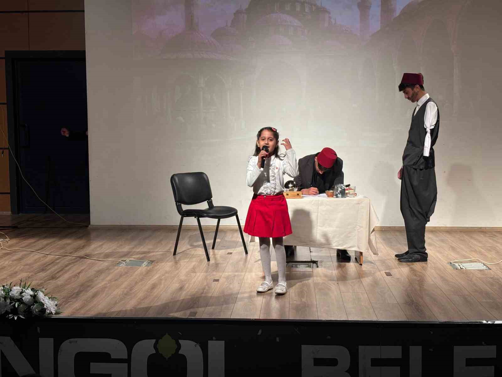 Bing&ouml;l&rsquo;de İstiklal Marşı&rsquo;nın kabul&uuml;n&uuml;n 105. yılı kutlandı
