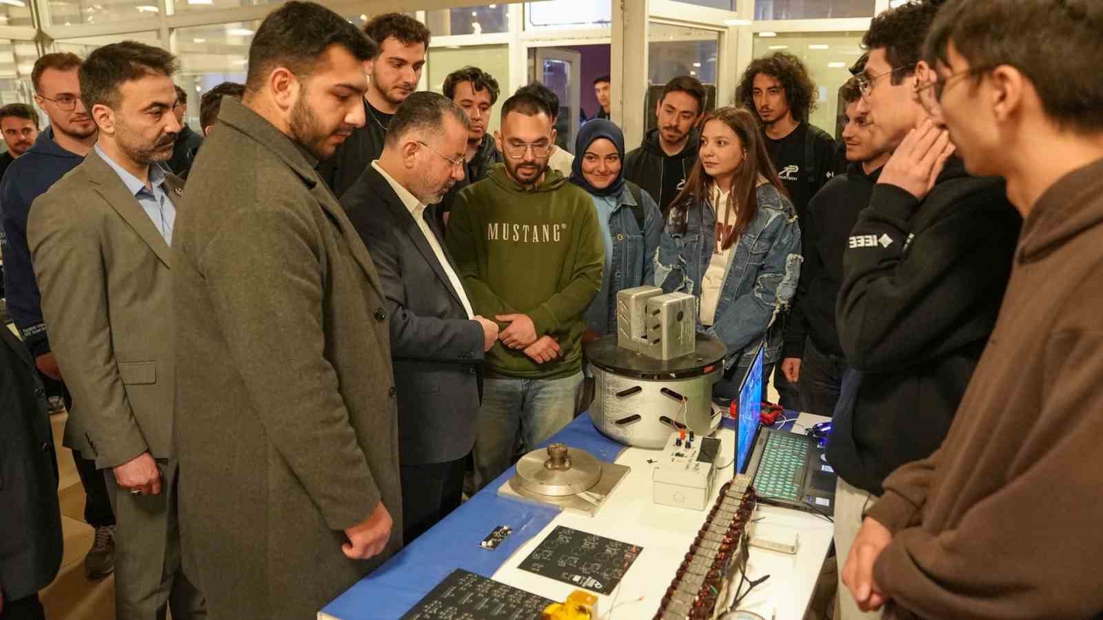 Karab&uuml;k &Uuml;niversitesi&rsquo;nde "Kızıl Elma İftarı" ger&ccedil;ekleşti
