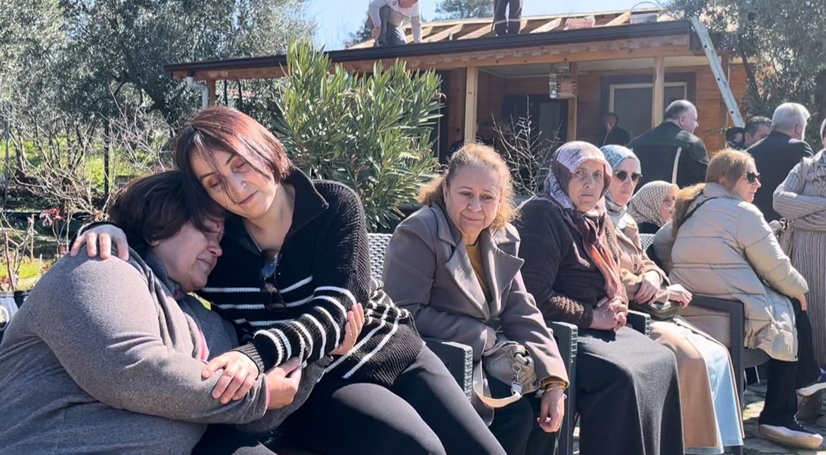 Bayram arifesinde evlerine yıkım ekibi gelince belediye başkanına beddua yağdırdı: "Sana verdiğimiz oylar haram olsun"