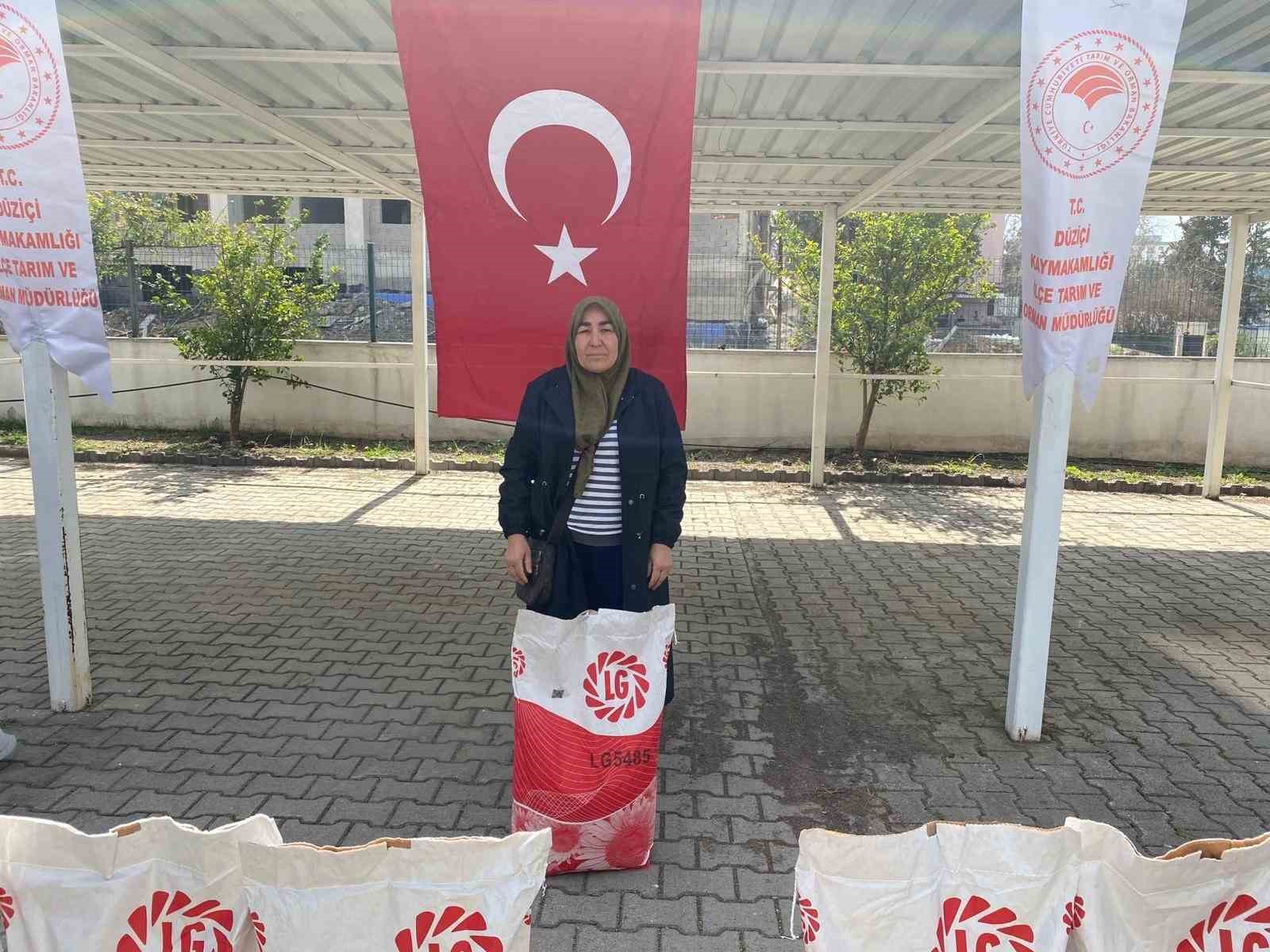 Osmaniye&rsquo;de &ccedil;ift&ccedil;iye ay&ccedil;i&ccedil;eği tohumu desteği
