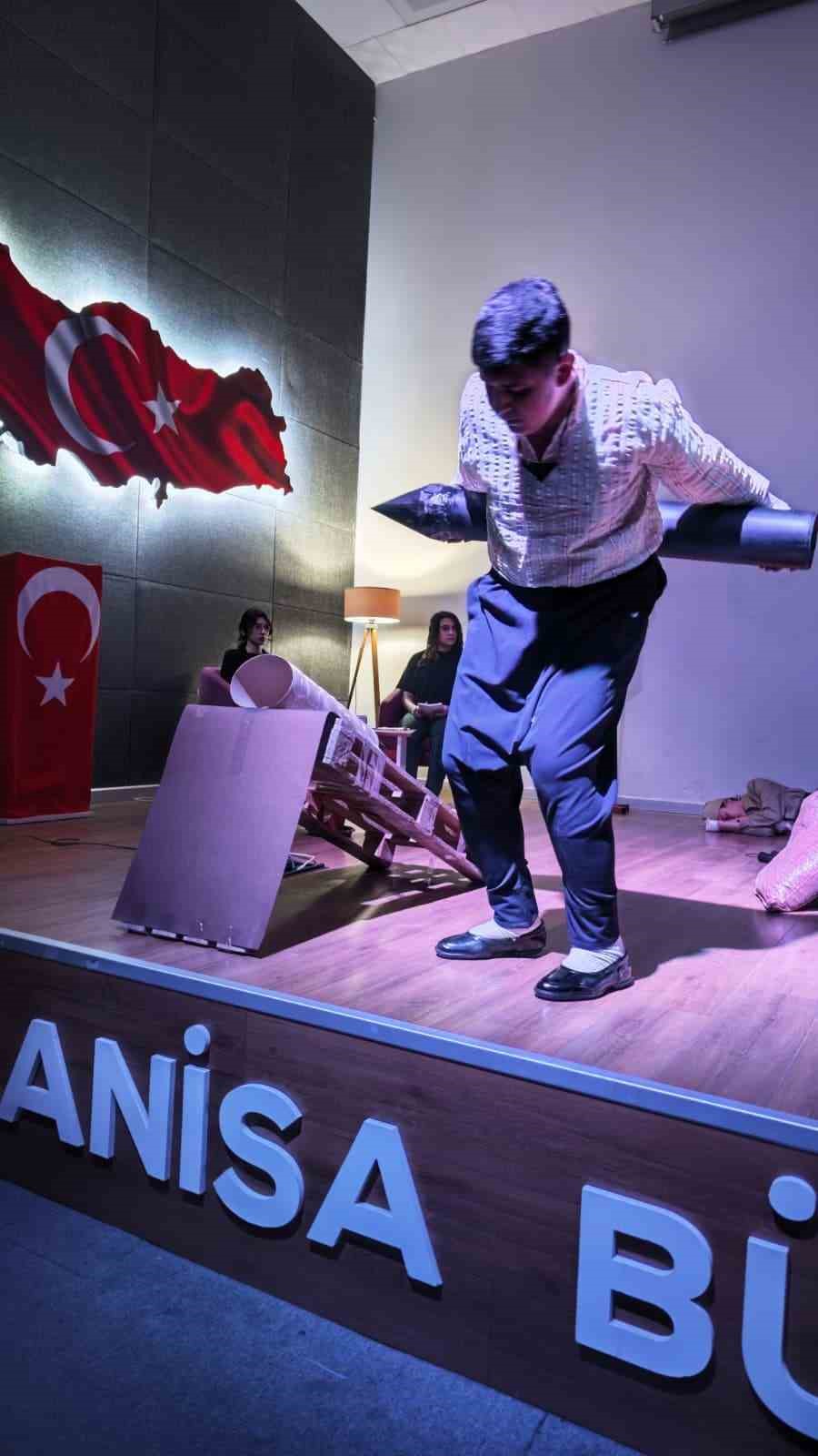 Sarıg&ouml;l&rsquo;de İstiklal Marşı&rsquo;nın 105. yılına duygulu anma
