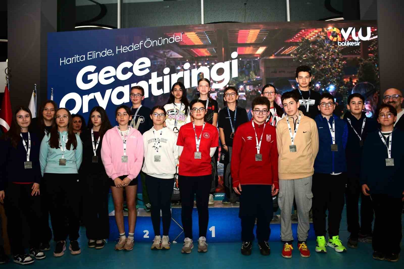 Balıkesir B&uuml;y&uuml;kşehir Belediyesi, oryantiringle vatandaşlara keyifli anlar yaşattı
